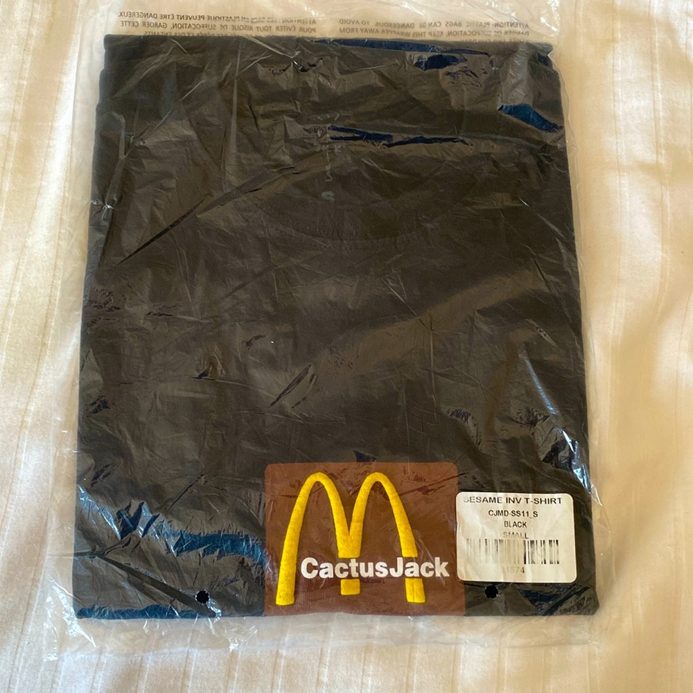Cactus Jack x McDonald’s by Travis Scott Black Sesame INV T-Shirt Size S